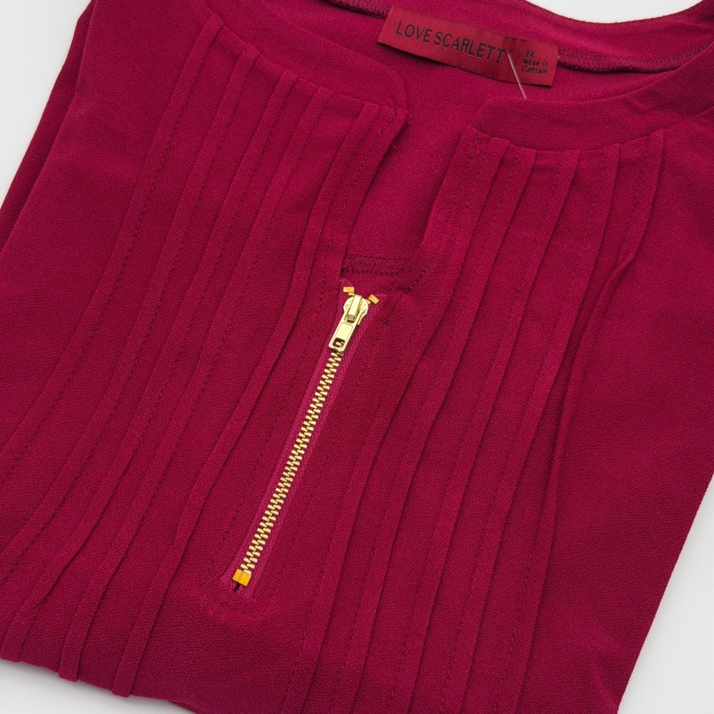 Love Scarlett Chianti Red Pleated Zip Front Sleeveless Blouse Plus Size 3X NEW